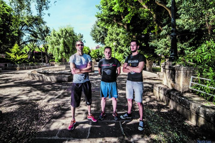 Miembros de la base de las Brigadas de Refuerzo contra Incendios Forestales instalada en Lubia. DA