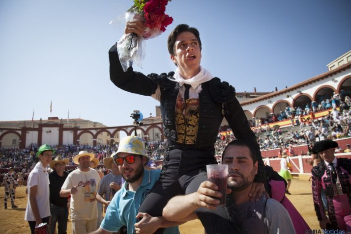 Viernes de Toros: la novillada más festiva