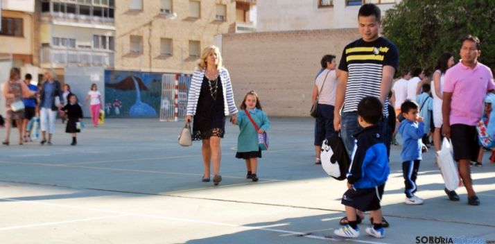 La vuelta al cole en uno de los colegios de la capital. / SN