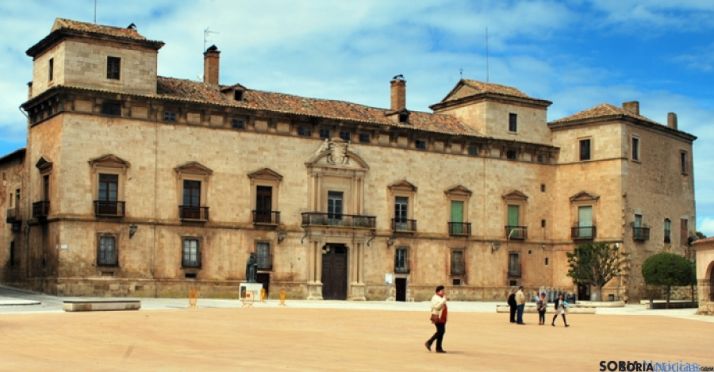 Palacio de  los Hurtado de Mendoza, Almazán (Soria).