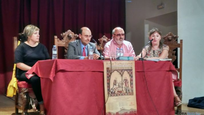 Curso sobre etnología en Ágreda. /Dip.