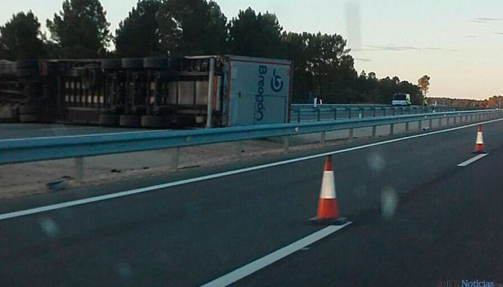 Camión accidentado en la A 15, Soria.