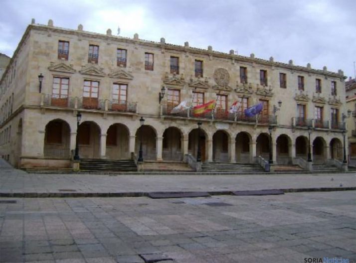 Fachada del Ayuntamiento de Soria.