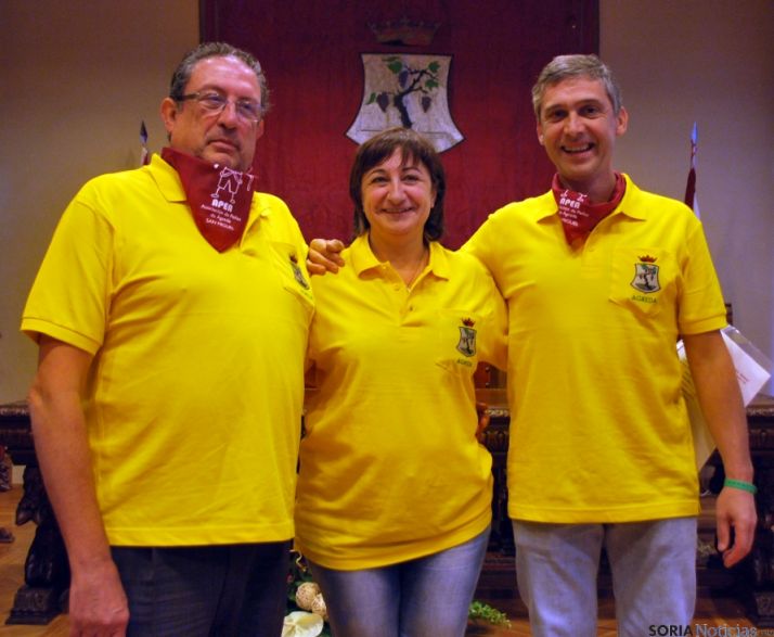 Una de las imágenes del pregón sanmiguelero de El Cachondeo en Ágreda. / SN