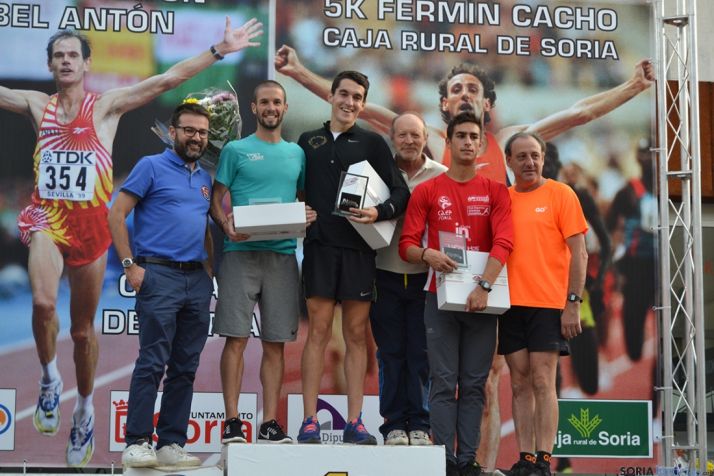 Ganadores de la K5 Fermín Cacho. /SN