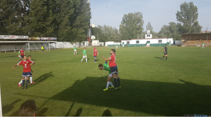 El San José contra el Real Ávila CF en el San Juan de Garray. /Twitter San José