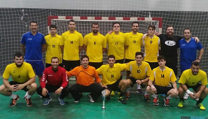 Plantilla del Balonmano Soria. 