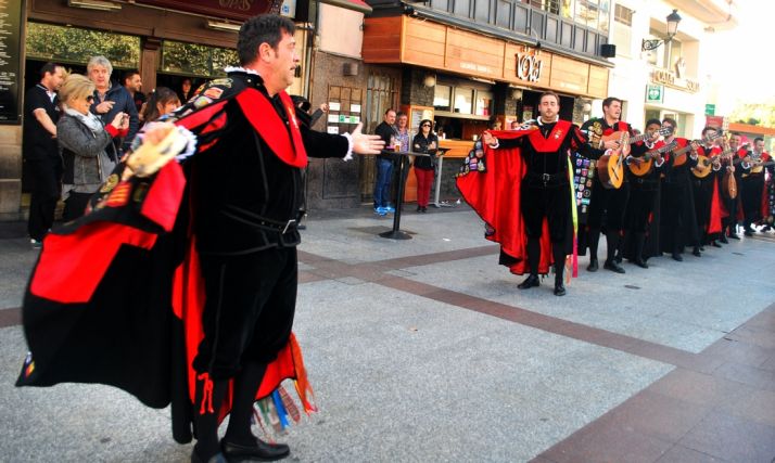 Una de las tunas este mediodía. / SN