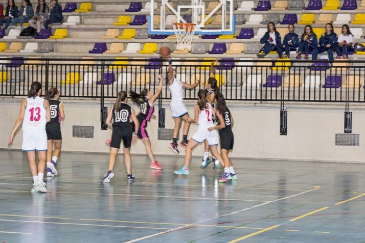 El CSB Femenino en junio. /AFOMIC