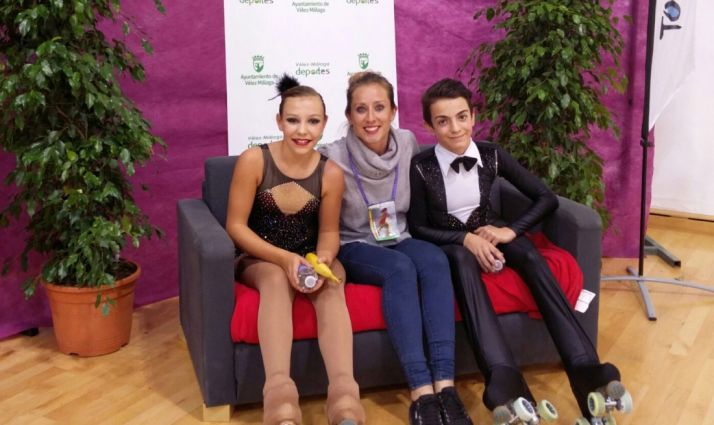 Héctor, su entrenadora Alexia Rojo y su compañera Pilar Crespo.  