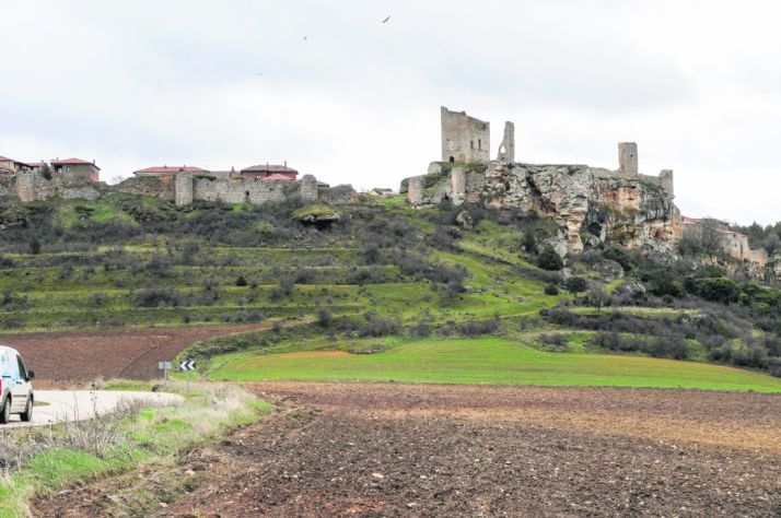Vista del castillo de Calatañazor.