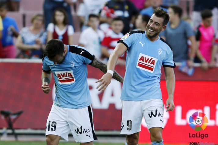 Luna y Enrich celebran un tanto durante esta temporda. LFP