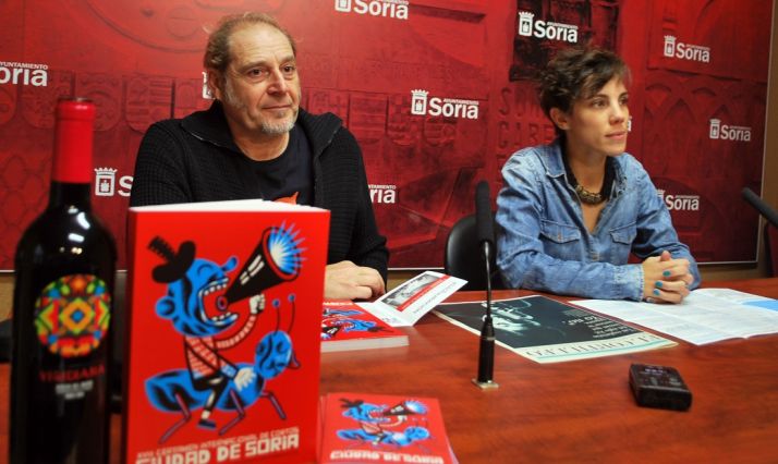 Inés Andrés y Javier Muñiz este martes en la presentación del festival. / SN