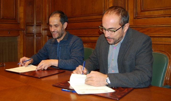 Rey (dcha.) y Salmerón este viernes./Dip.