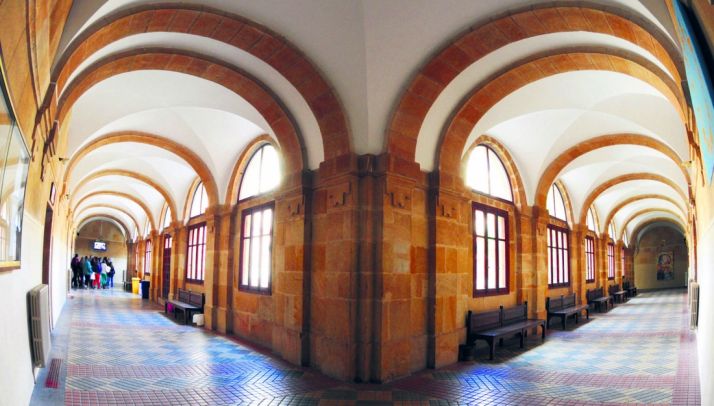 El patio interior del IES Machado, en la capital soriana. / SN