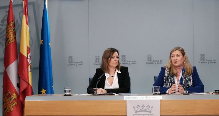 Milagros Marcos (izda.) y Pilar del Olmo este jueves. /Jta.