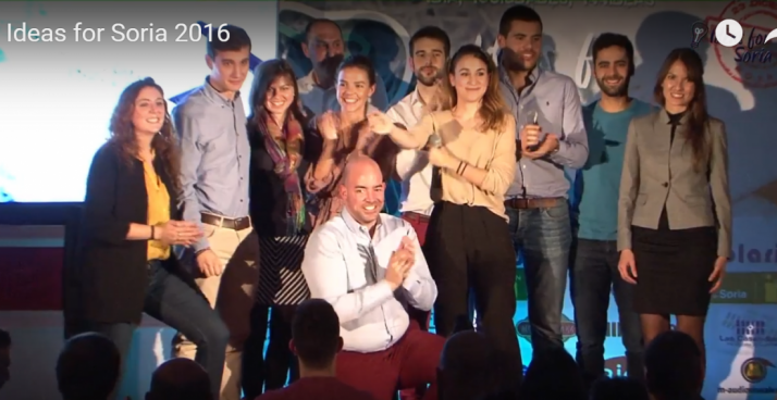 Imagen de los intervinientes este viernes en el Casino. /M-Audiovisuales