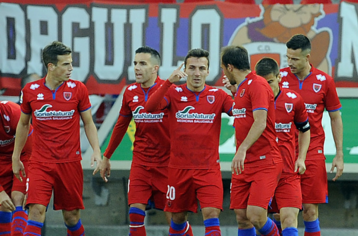 Pablo celebra uno de sus tantos en Los Pajaritos. LFP
