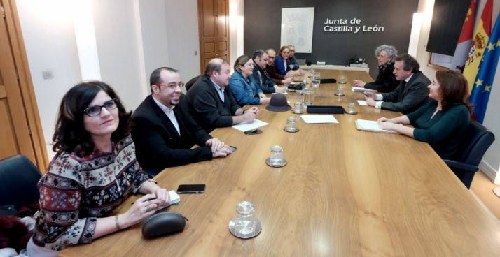 Reunión Junta y sindicatos este lunes. /Jta.