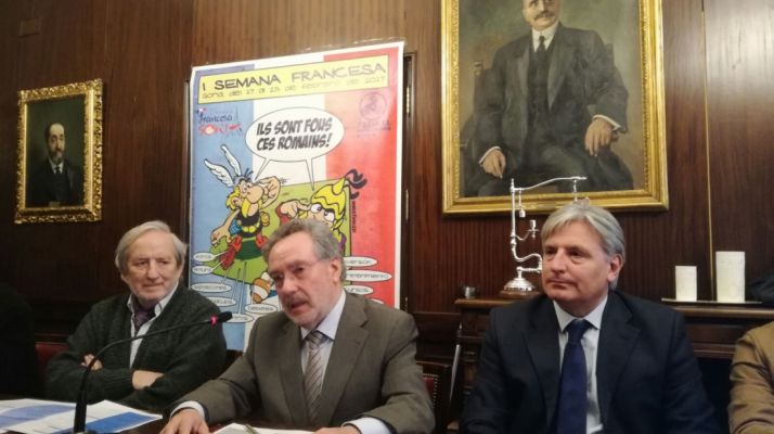 Joaquín García-Medall, Antonio Bueno y Jesús Bárez durante la presentación.