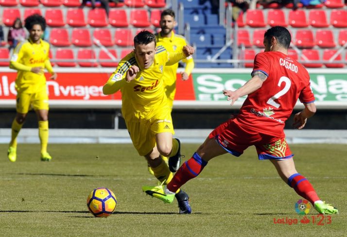 Casado en su primer partido como rojillo.