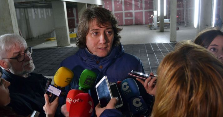 El alcalde este miércoles en la visita a las obras. /SN