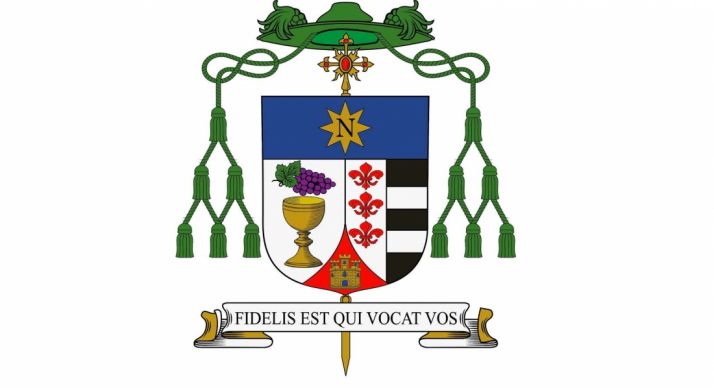 El escudo episcopal del obispo electo Abilio Martínez Varea. /DOS