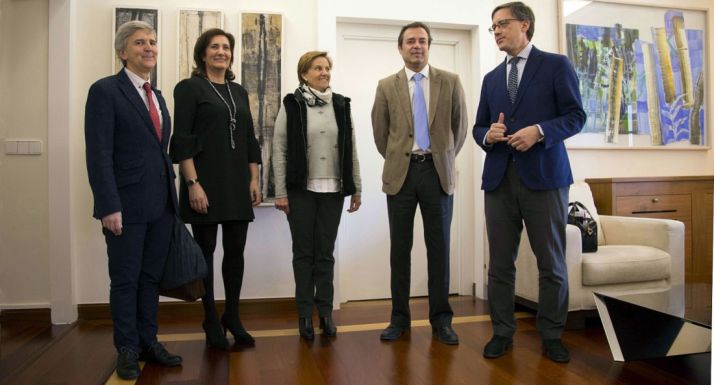 Responsables de ambas autonomías tras la reunión. /Jta.