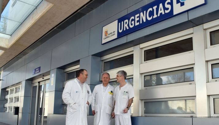 Los responsables del servicio en el Hospital de Santa Bárbara. /SN