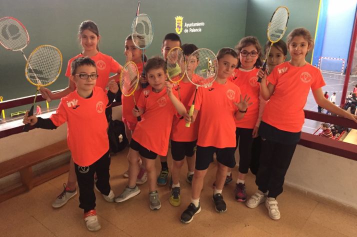 La expedición del club soriano. /CVB