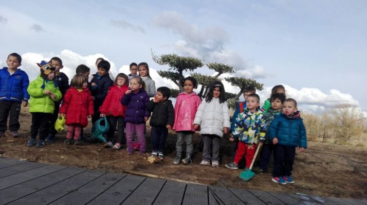 Celebración del día del árbol en Quintana Redonda