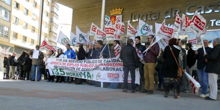 Imagen de la concentración este miércoles. /SN