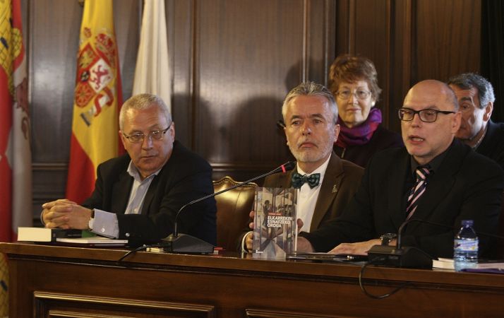 Sin ir más lejos y Patria premios de la crítica literaria en lengua castellana