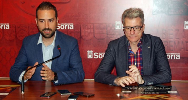 Hernández (izda.) y Echeverría este martes./Ayto.