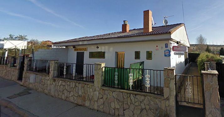 Imagen del bar-restaurante de las piscinas./GM