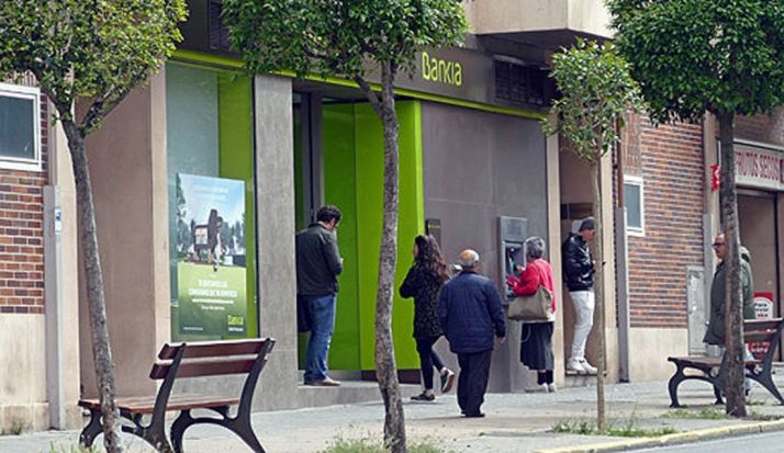 La sucursal objeto del atraco. /avilared.com