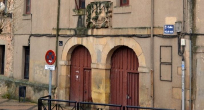 Imagen de la entrada al edificio. /SN