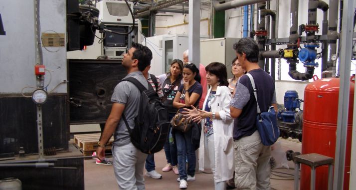 Asistentes a este taller en el centro de Lubia. /SdG