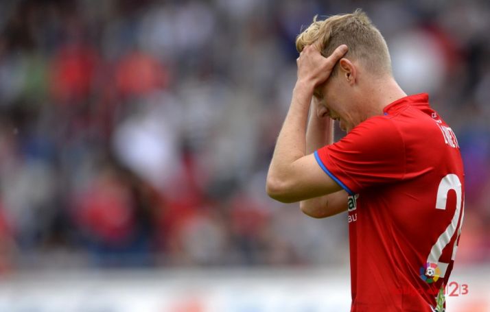 Dani Nieto se lamenta tras una ocasión fallada. LFP