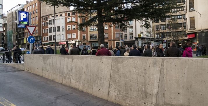 La concentración hace un mes junto a la salida del parquin./SN