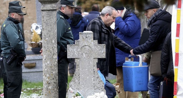 Exhumación de los restos de Leoncio González en Quintana el pasado 23 de marzo. /SN