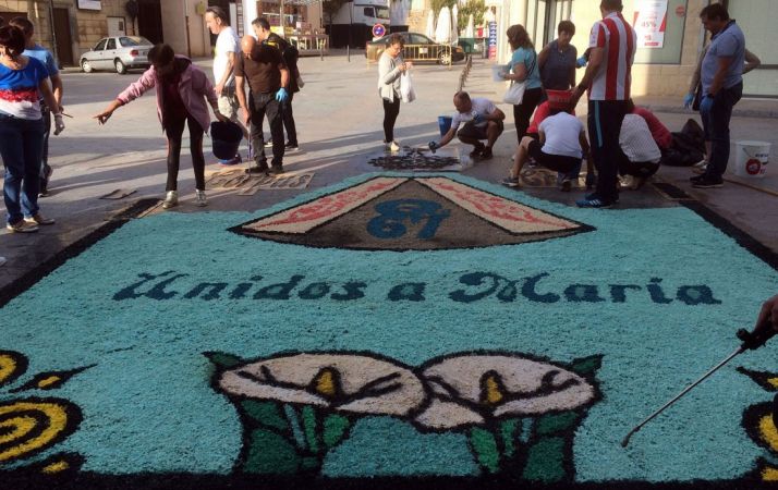 La alfombra de los quintos de 1967. /SN