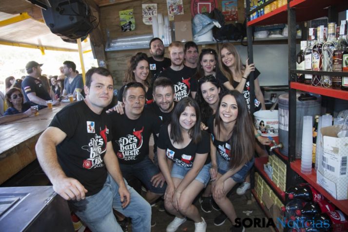 Fotos: calor y buen ambiente en los chiringuitos