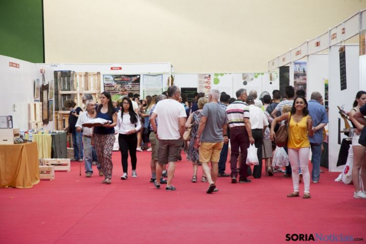 Intenso calor en la feria del vino y agroalimentaria de San Esteban de Gormaz