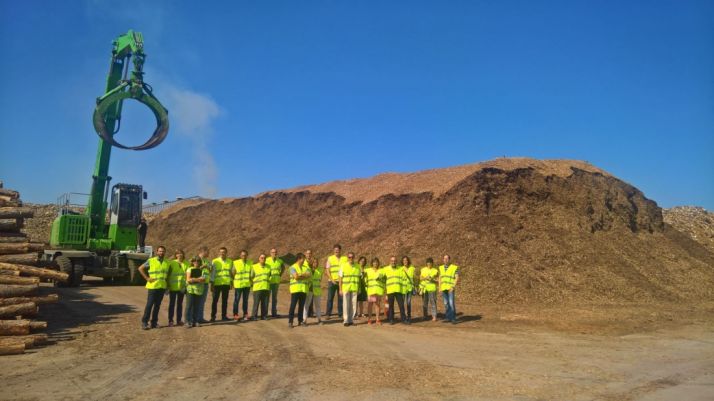 Técnicos de medio ambiente de la Junta, en Tableros Losán.