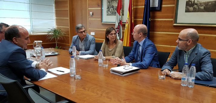 Reunión este miércoles en la Consejería de Agricultura./Jta.