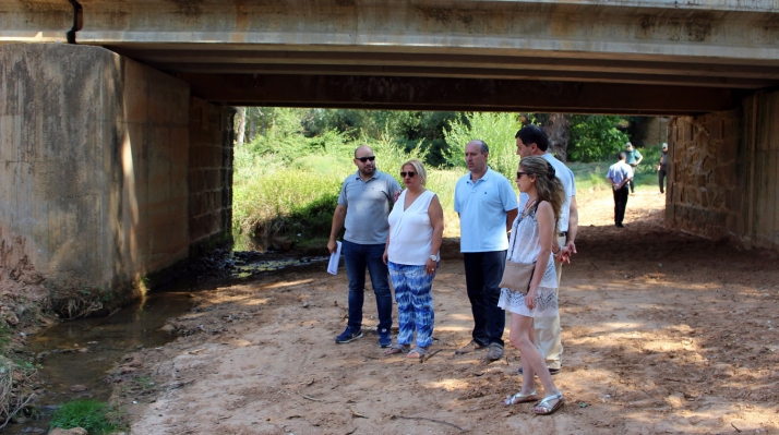 La subdelegada revisa las actuaciones de la CHE en Torlengua