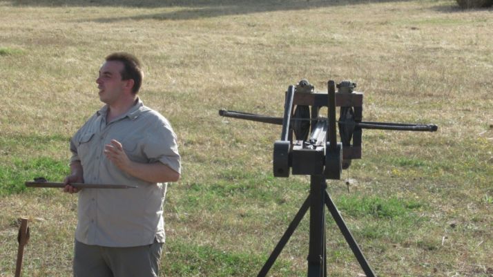 Exhibición de tiro con armamento romano. /A.G.