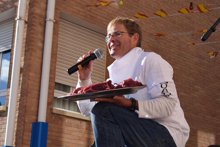 Galería de fotos: Cientos de sorianos y visitantes subastan carne en un Sábado Agés muy participativo