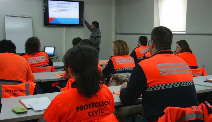 Curso formativo a voluntarios.